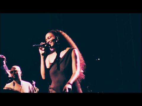 Dentro Ali | Luedji Luna 