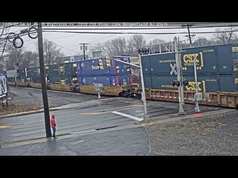 2- 8-2019 08:46 sb stack trailers CSX 444, 3173 Q008