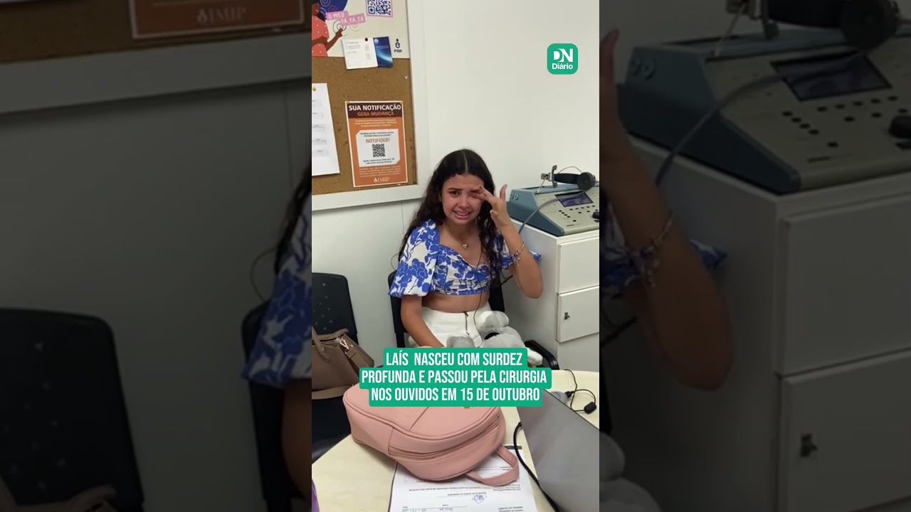 Imagem da notícia: Com surdez profunda desde bebê, adolescente ouve voz da mãe pela primeira vez