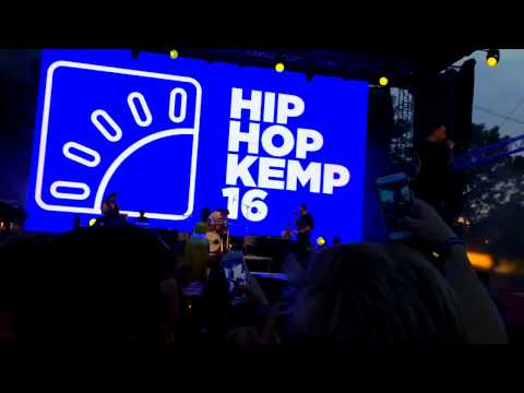 Ten typ mes wkurwiony chce pobić fana na HIP HOP kemp 2017