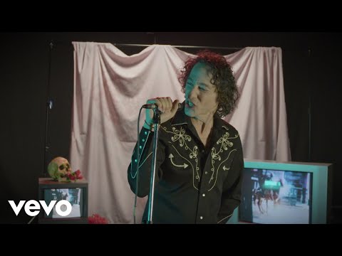 Javier Calamaro, Los Guarros - Sweet Home Buenos Aires (Official Video) ft. Charly García