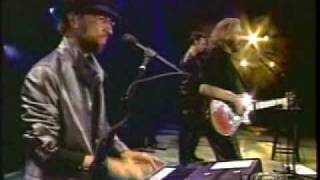 Bee Gees - Spicks and Specks(Fox Fam Concert) live in sydney