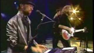 Bee Gees - Spicks and Specks(Fox Fam Concert) live in sydney
