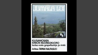 Pilvimuurista valo välähtää