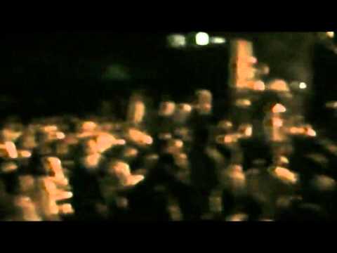 مظاهرة مسائية بقيادة عبد الباسط الساروت في حي دير بعلبة في مدينة حمص