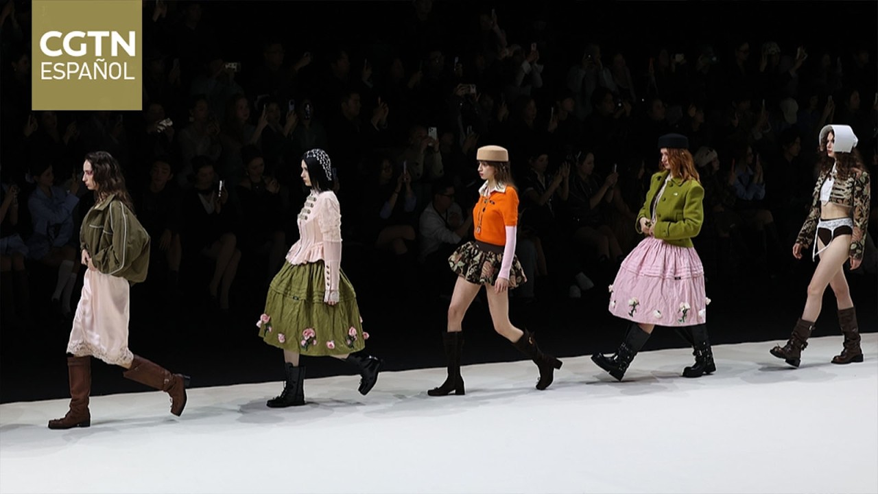 La Semana de la Moda de Shanghai brilla desde las pasarelas hasta las tiendas