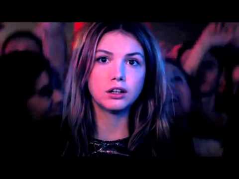 Skins 7 Trailer Pure (2)
