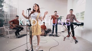 Download lagu Yulidaria - Kaduhung | Live Sessions mp3