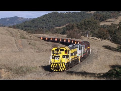 Australian diesel locomotives 4701, 4702 & 4716 - Tamworth to Armidale - August 2012