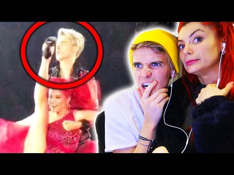 REACTING TO UNSEEN TOUR FAILS