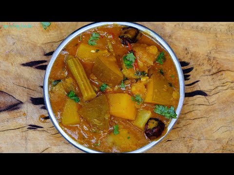 Colocasia tamarind curry Karunai kizhangu gravy for rice karunai kilangu puli kulambu