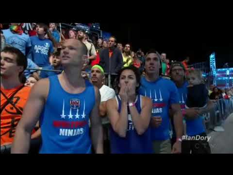 Ian Dory's Shocking Stage 1 Fail - American Ninja Warrior 2016