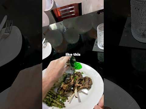 Eating at A Restaurant With NO Customers