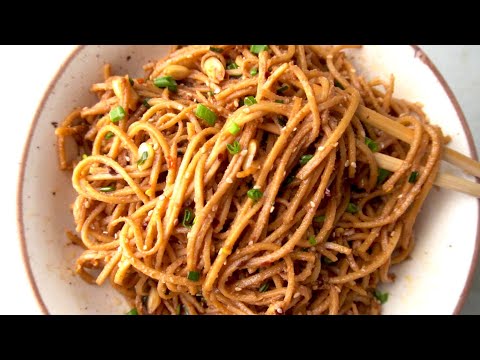 Spicy Chilli Oil Peanut Noodles | 15 Minutes Recipes