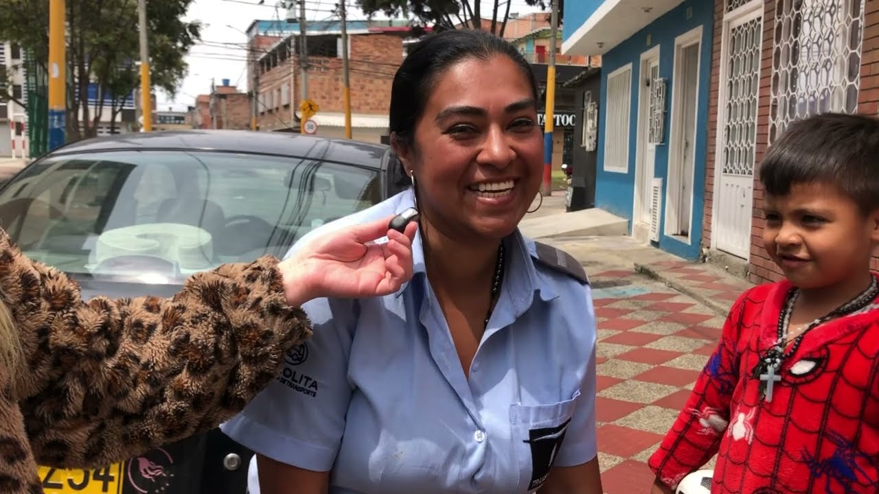 Así entregamos 1 MILLÓN en ÚTILES ESCOLARES l SALE BIEN ❤️