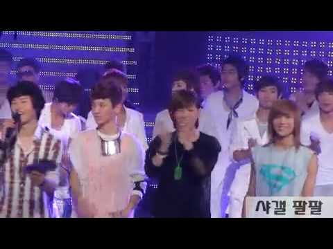 100730 [FANCAM] MBLAQ @ Music Bank Ending with SHINee.mp4