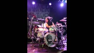 Nomada featuring little colossol at club red