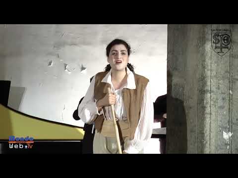 “Vurria addeventare suricillo “ Li zite ‘ngalera , L. Vinci ( 1690-1730)  Maria Silecchio