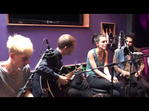 Wolf Alice - Heavenly Creatures (Acoustic Session 2014 Liverpool Sound City)