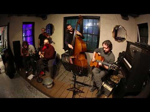Hot Club of Austin performs "I'll See You in My Dreams"