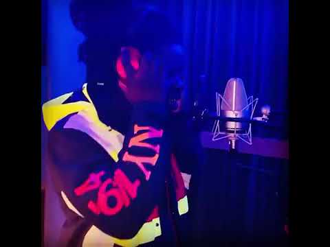 BERGA - KÉSSI KÉSSI (Freestyle Session)