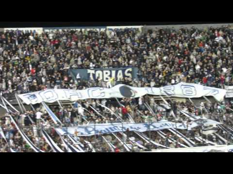 ""Quilmes de mi vida, vos sos la alegría" El final de Quilmes 1 Racing 0" Barra: Indios Kilmes • Club: Quilmes