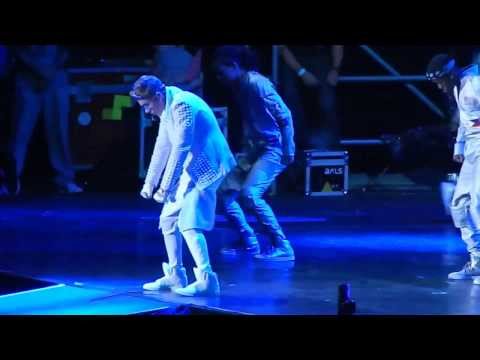 Justin Bieber All around the world + Take you River Plate Stadium 10 de noviembre FULL HD