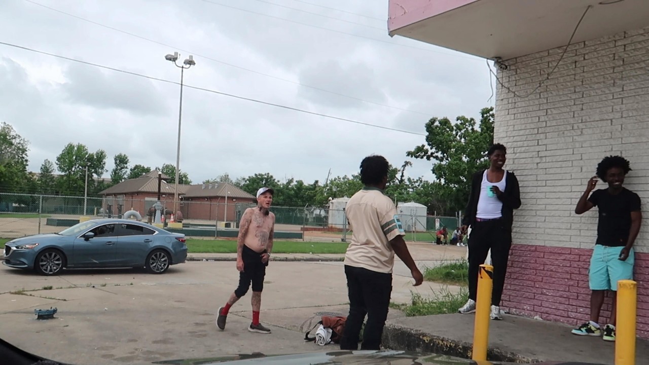 EXPLORING HOUSTON'S MOST DANGEROUS STREETS AND HOODS