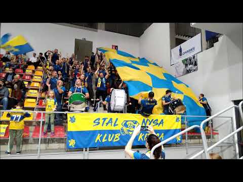 Doping kibiców Stali podczas meczu Stal Nysa   Czarni Radom