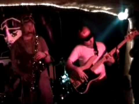 Madrust - live @ Riesa Efau  Grandios Amigos Rare