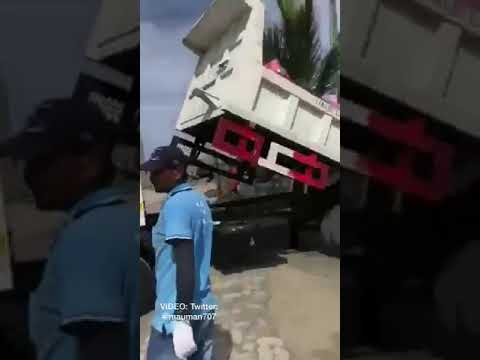 ސިޓީ ކައުންސިލުން ކުނިތައް ގެންގޮސް ވެމްކޯ ތެރެއަށް