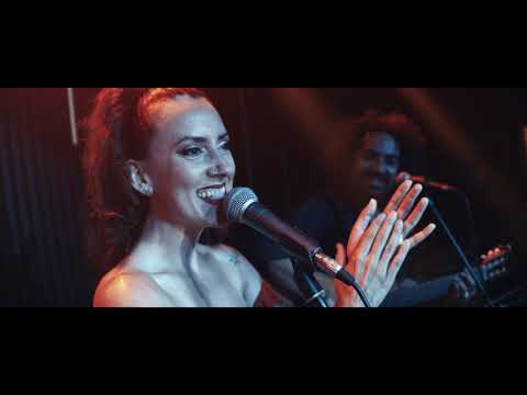 Achilipú – Dolores Vargas (Live cover by «Rumba Queens»)