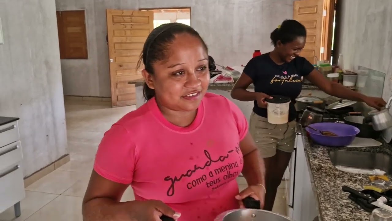 CAFÉ NA CASA DA ROÇA COM A CELINHA E TÔNIA DA BIÉ
