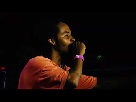 Earl Sweatshirt - Plugged In (Live)