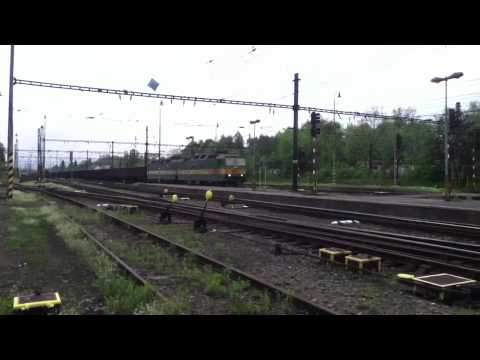 Locomotive 131 passing Český Těšín