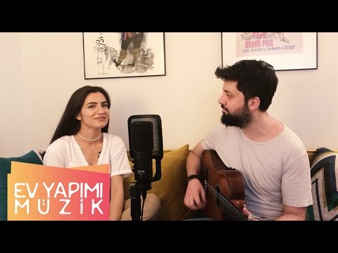 Sana Saklandı Ruhum Şarkı Sözleri ❤️ – Feride Hilal Akın Lyrics In Turkish
