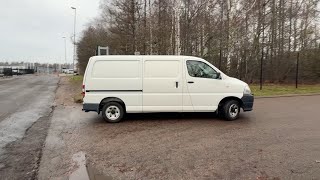 Fourgon utilitaire Toyota HiAce | Image 4 - Autoline