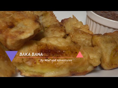 BAKA BANA. RIPE PLANTAIN FRIED IN FLOUR COATING. PISANG GORENG. RIJPE BAK BANAAN IN EEN HOESJE.