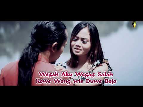 Arya Satria Feat. Ratu Surya Dewi - Wegah Salah | Dangdut (Official Music Video)