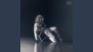 Marée Music Video