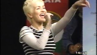 Natalia Oreiro . Cuesta Arriba, Cuesta Abajo . Domingo Amigo (Uruguay 2004)