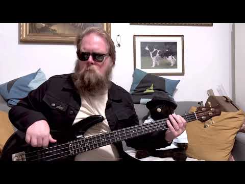 Kristoffer Helle - Lari Basilio - Your Love - Bass