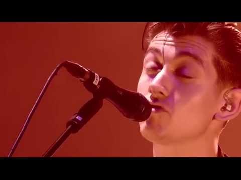 Arctic Monkeys - When The Sun Goes Down [Glastonbury 2013] HD