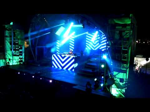 Armin van Buuren - Part 1 @ Space Closing Fiesta 02-10-2011 Space Ibiza ES