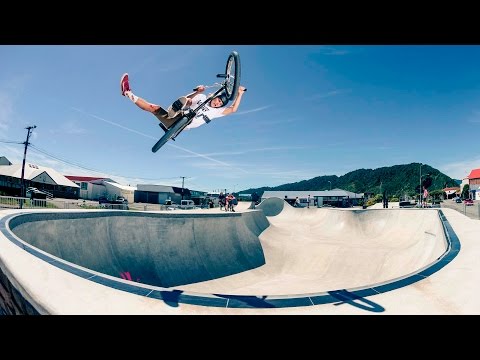 Bowl Doggin' in Greymouth: Rat Pack Goes South | Episode 2