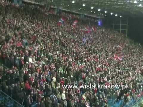 Kibice Wisły w trakcie meczu z Polonią