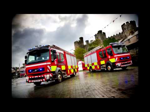 James Acaster calls the fire brigade to rescue him - Classic Scrapes
