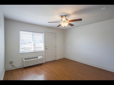 John Calvin Manor in Lee's Summit Missouri - johncalvinmanor.com - 1BD 1BA Apartment For Rent