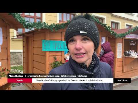 Vsetín: Veselé vánoční hody vyvrcholí na Dolním náměstí zpíváním koled