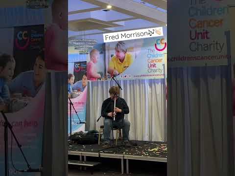 Fred Morrison’s toe-tapping Low Whistle🎶👏🏻 #FredMorrison #Music #Whistle #Shorts #Subscribe